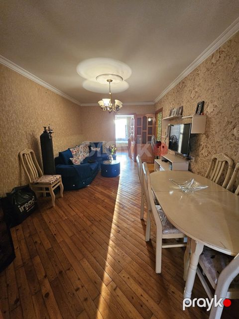 Satılır 3 otaqlı köhnə tikili 65 m²