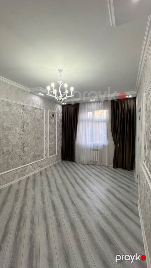 Satılır 2 otaqlı köhnə tikili 35 m²