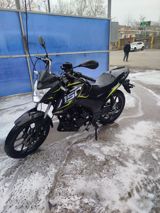 Sport-naked üslublu 150 cc motosiklet Xüsusiyyətlər: - 150 cc tək — Cars