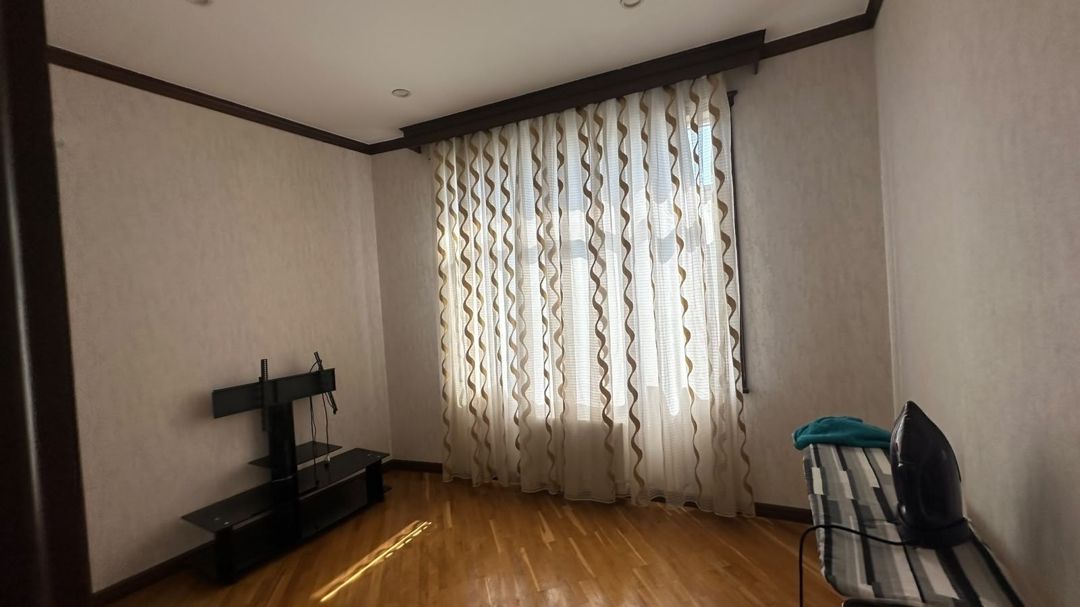 İcarəyə verilir 5 otaqlı yeni tikili 240 m² — Mənzil, Bakı (9)