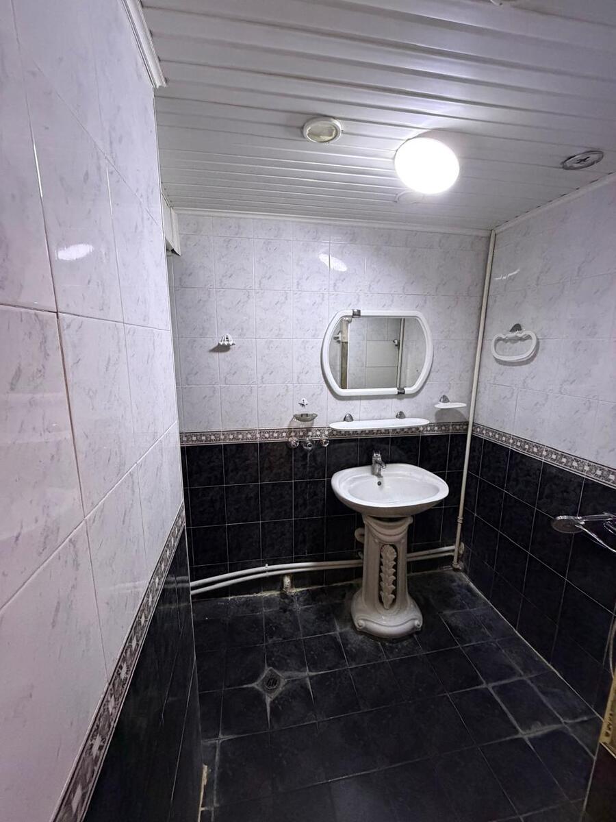 Satılır 1 otaqlı köhnə tikili 40 m² — Mənzil, Bakı (9)