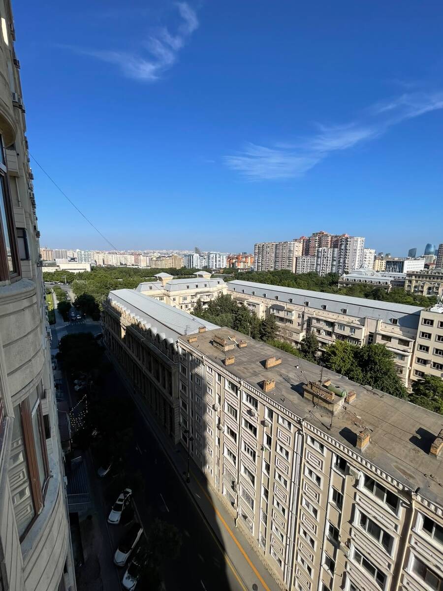 Satılır 4 otaqlı yeni tikili 180 m² — Mənzil, Bakı (7)