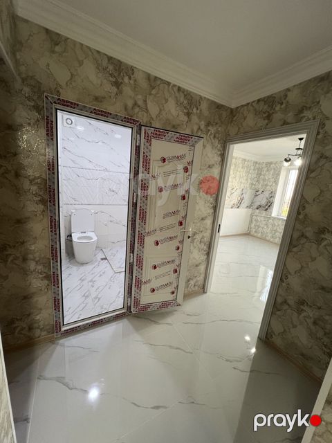 Satılır 2 otaqlı köhnə tikili 60 m²
