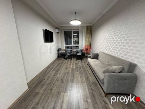 İcarəyə verilir 4 otaqlı yeni tikili 80 m²