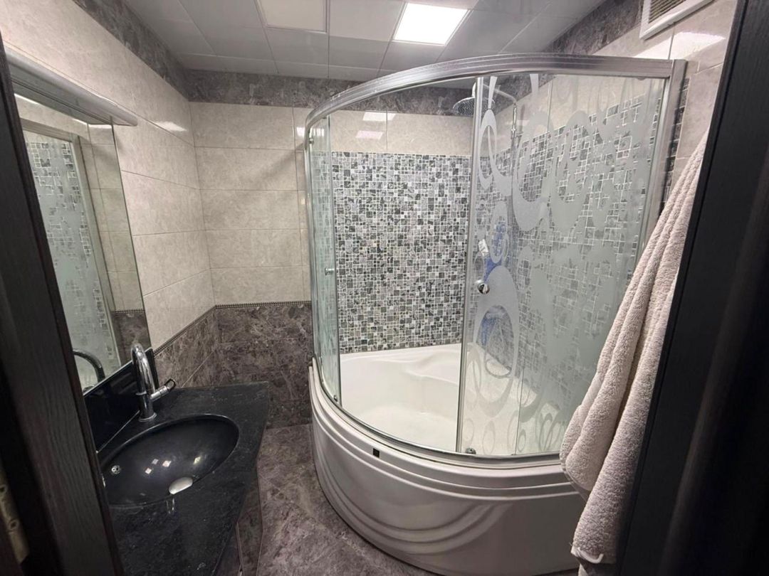 İcarəyə verilir 3 otaqlı yeni tikili 140 m² — Mənzil, Bakı (12)
