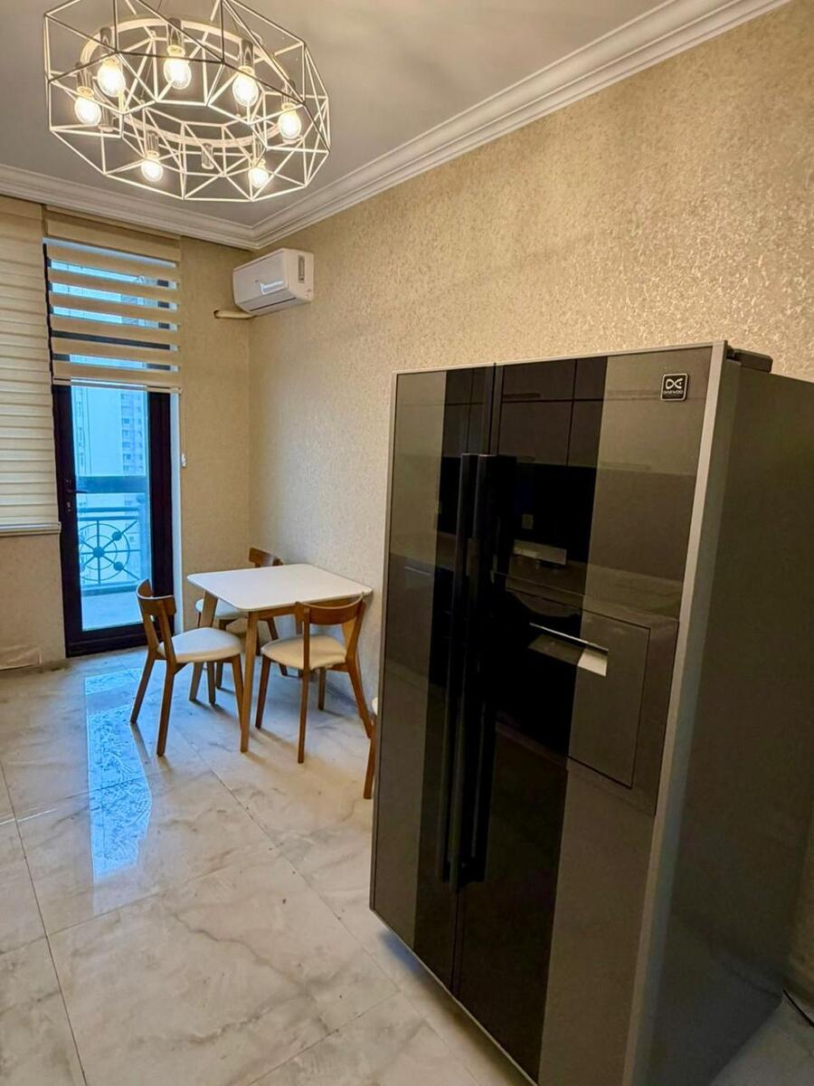 Satılır 4 otaqlı yeni tikili 190 m² — Mənzil, Bakı (11)