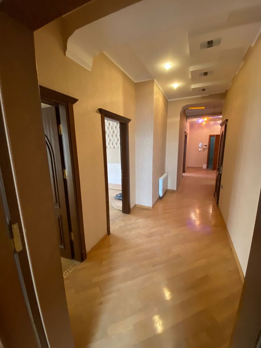 Satılır 3 otaqlı yeni tikili 147 m² — Mənzil, Bakı (9)