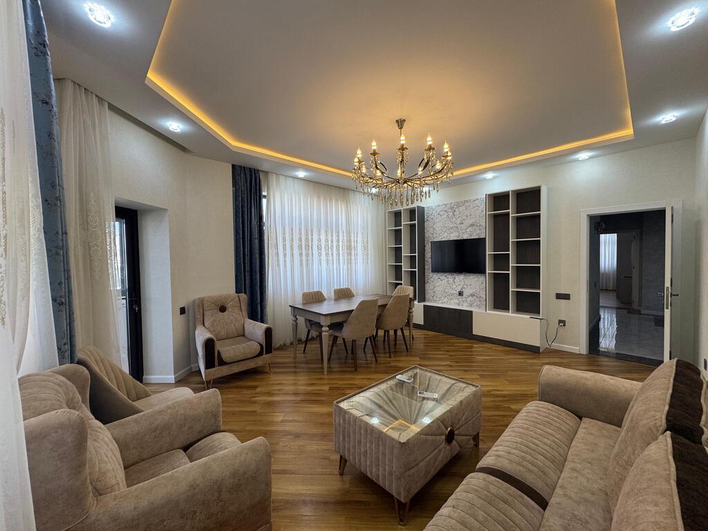 Satılır 3 otaqlı yeni tikili 136 m² — Mənzil, Bakı (2)