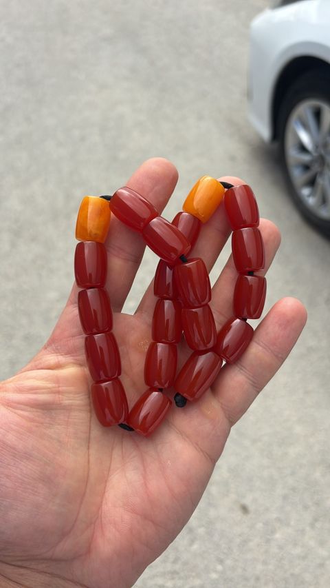 Kəhrəba təsbeh — Bakı