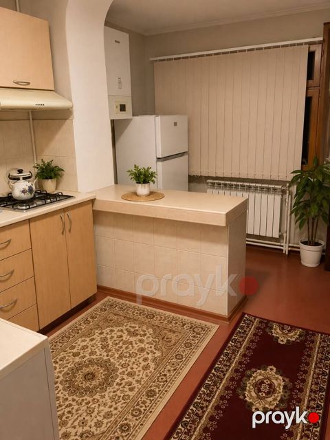 Satılır 2 otaqlı köhnə tikili 40 m²
