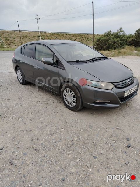 Honda Insight, 1.3 L, 0.58 kWh, 2010 il, 291 000 km