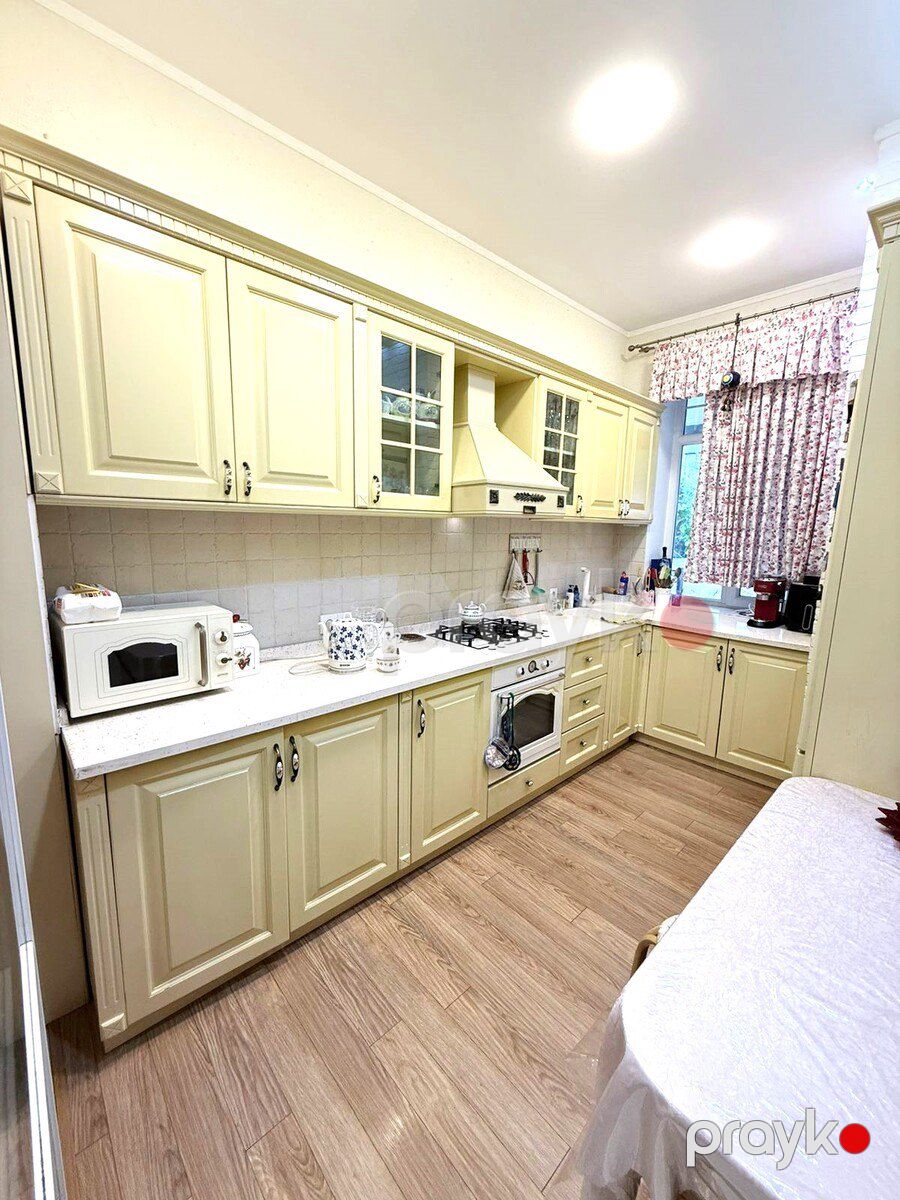 Satılır 4 otaqlı köhnə tikili 100 m² — Mənzil, Bakı (12)