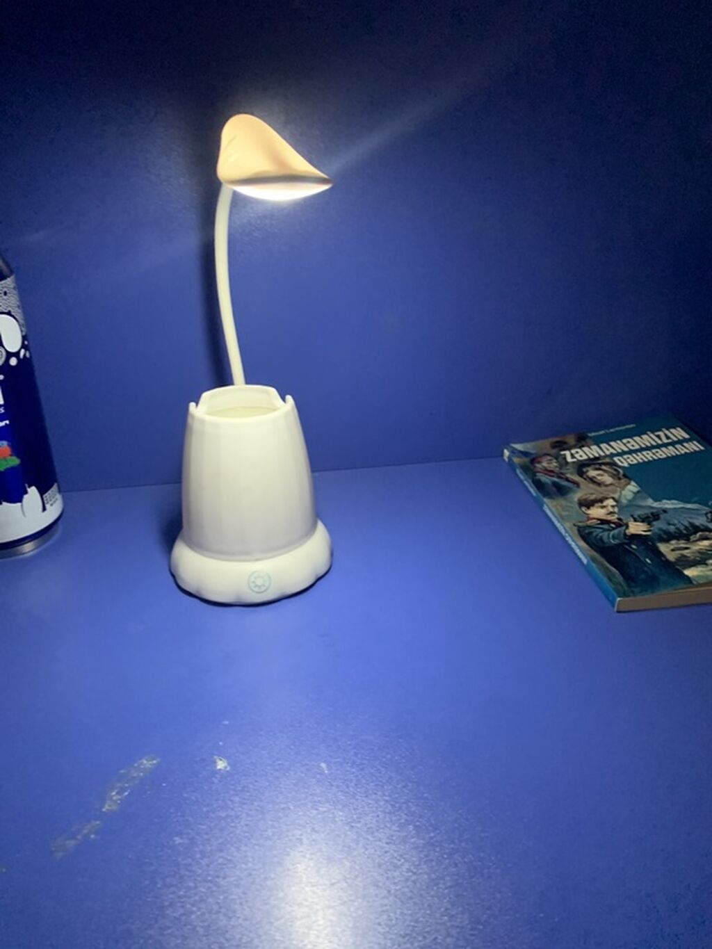 LED masa lampası – qamış formalı çevik boyunlu, ağ rəng — İşıqlandırma, Bakı (2)