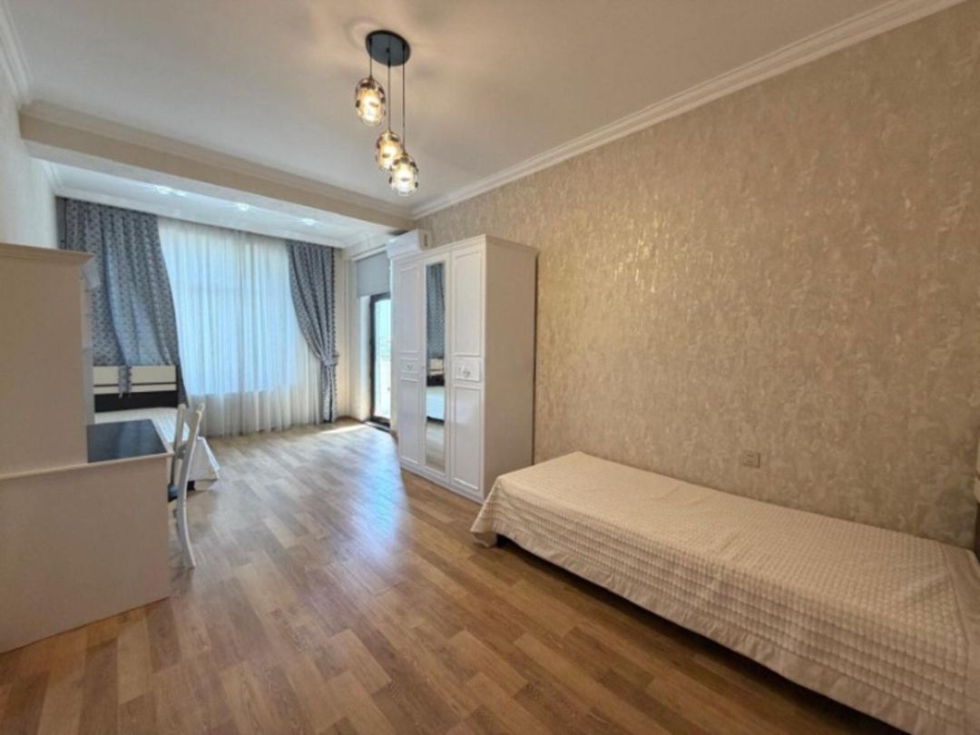 İcarəyə verilir 3 otaqlı yeni tikili 135 m² — Mənzil, Bakı (9)