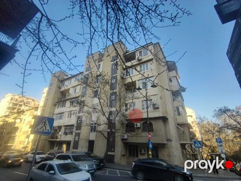 Satılır 2 otaqlı köhnə tikili 57 m²