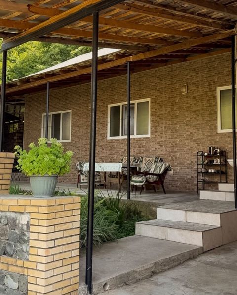 Bağ evi kirayə verilir, Şəki ş — Şəki