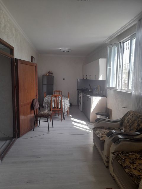 Satılır 4 otaqlı həyət evi/bağ evi 95 m² — Bakı