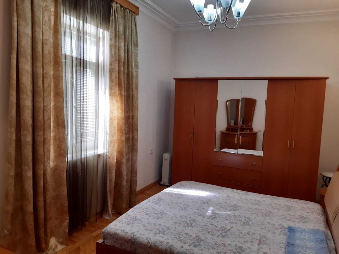 Satılır 4 otaqlı köhnə tikili 106 m² — Mənzil, Bakı (4)
