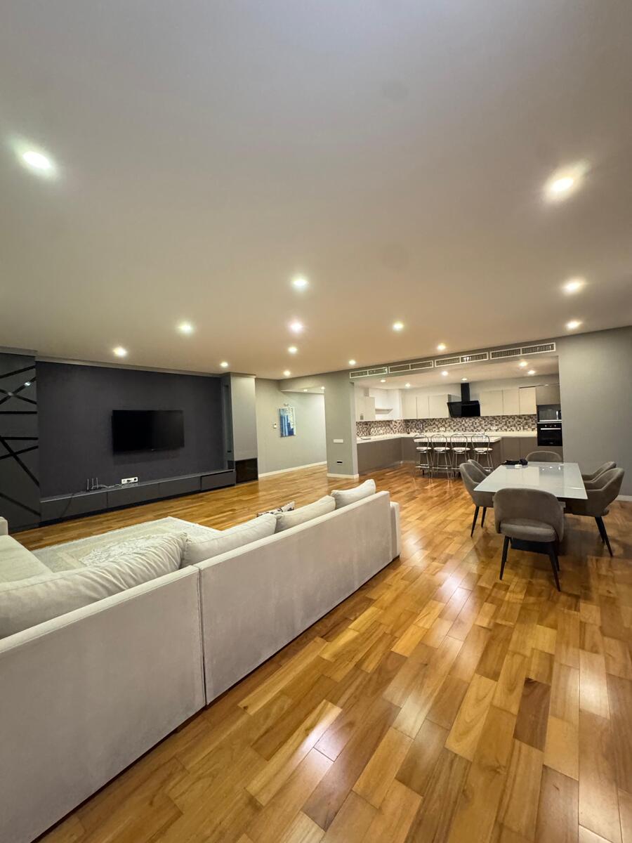 İcarəyə verilir 4 otaqlı yeni tikili 250 m² — Mənzil, Bakı (6)