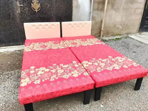 Çarpayı hazirlari var bir neferlik 60 manat iki neferlik taxt 110 — Digah