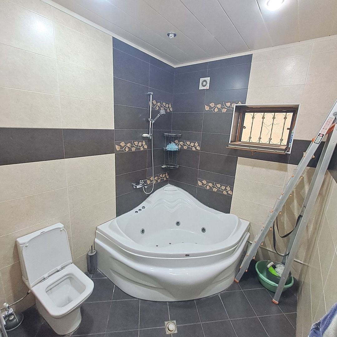 Satılır 8 otaqlı həyət evi/bağ evi 315 m² — Ev, villa, Bakı (8)