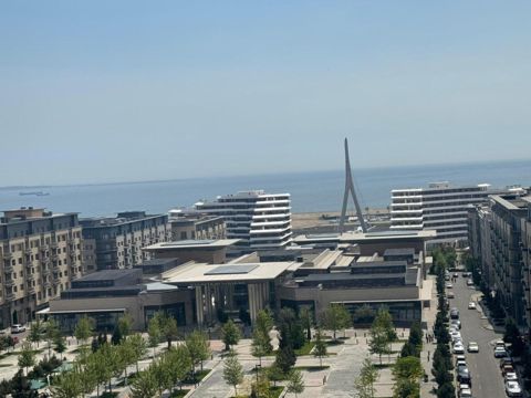 Satılır 2 otaqlı yeni tikili 82 m² — Bakı