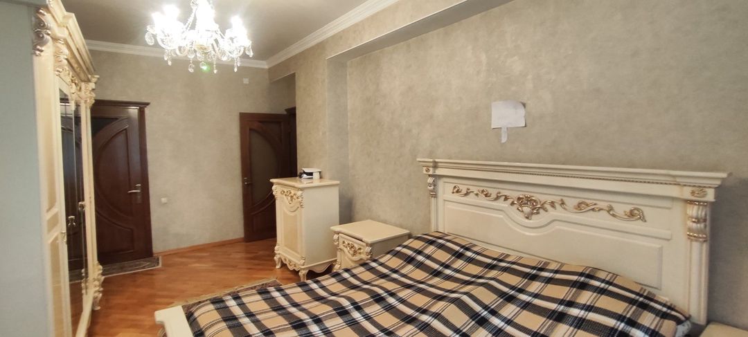 Satılır 4 otaqlı yeni tikili 180 m² — Mənzil, Bakı (5)
