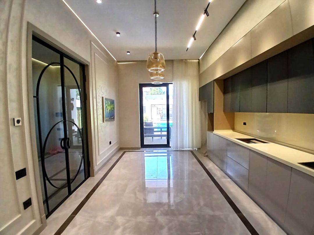Satılır 5 otaqlı həyət evi/bağ evi 340 m² — Ev, villa, Bakı (12)