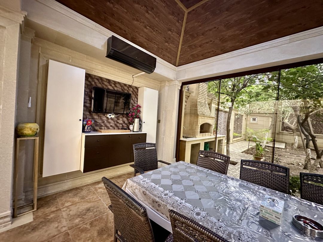 Satılır 5 otaqlı həyət evi/bağ evi 200 m² — Ev, villa, Bakı (9)