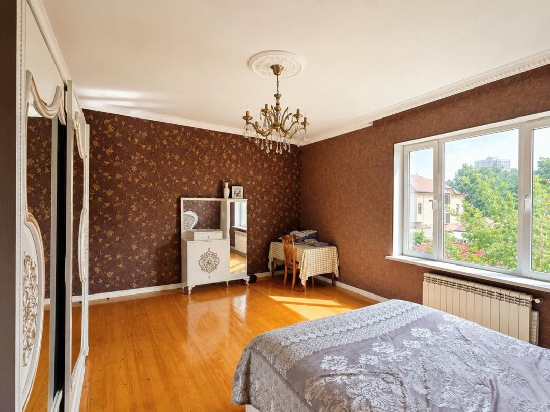 Satılır 7 otaqlı həyət evi/bağ evi 350 m² — Ev, villa, Bakı (10)