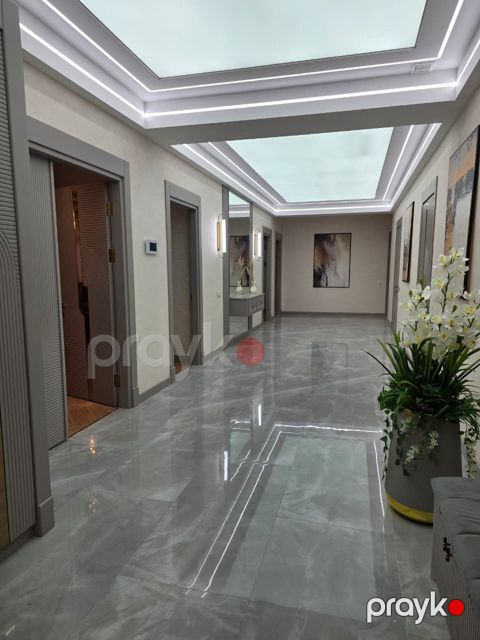 İcarəyə verilir 4 otaqlı yeni tikili 250 m²