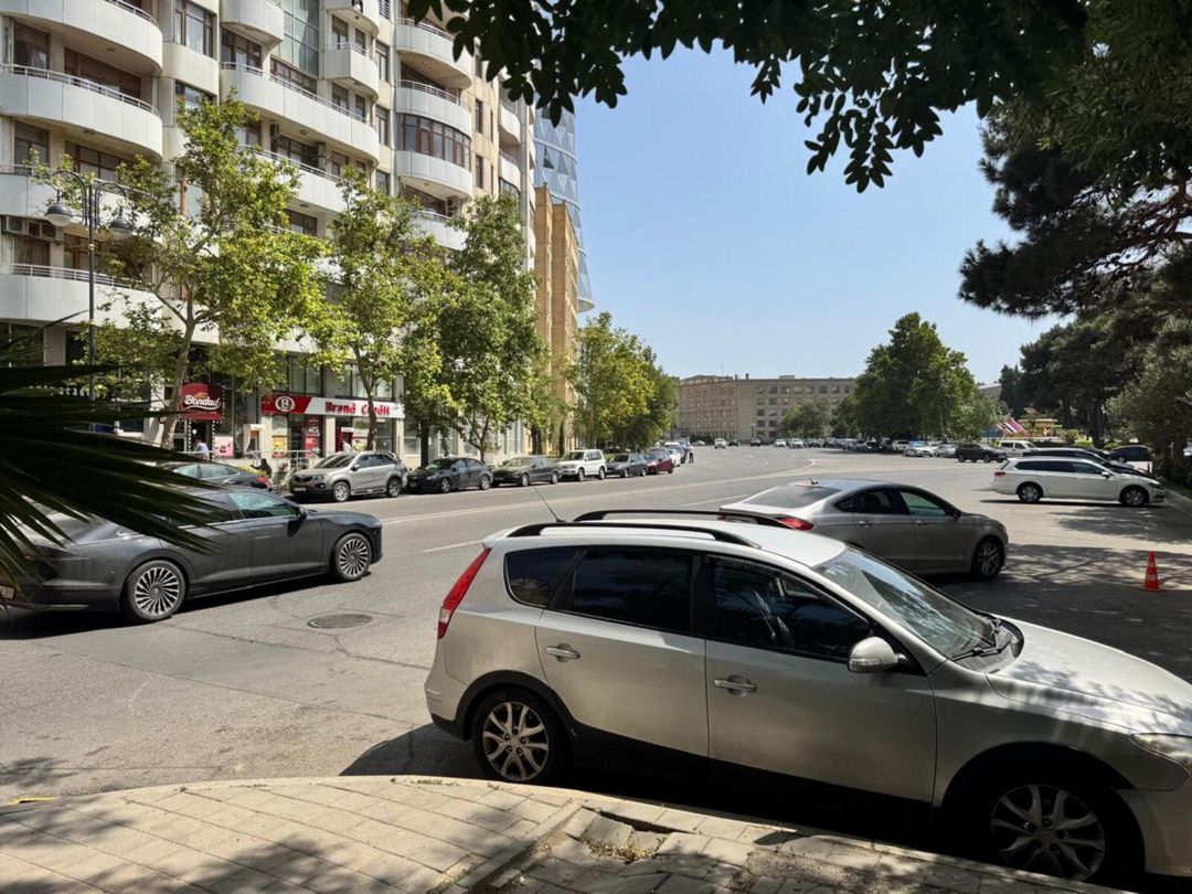 Satılır obyekt 250 m² — Əmlak, Bakı (7)