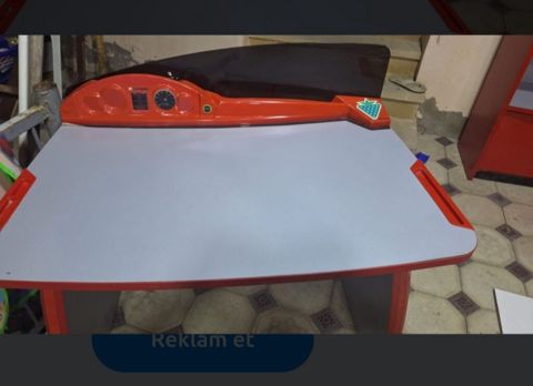 Uşaq yazı masası — Bakı