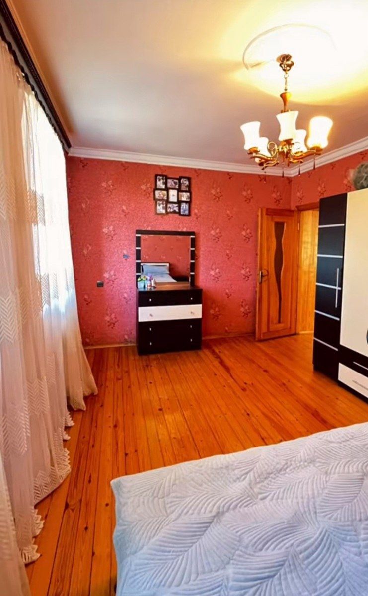 Satılır 3 otaqlı həyət evi/bağ evi 200 m² — Ev, villa, Bakı (11)