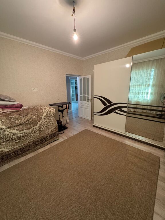 Satılır 4 otaqlı həyət evi/bağ evi 200 m² — Ev, villa, Bakı (4)