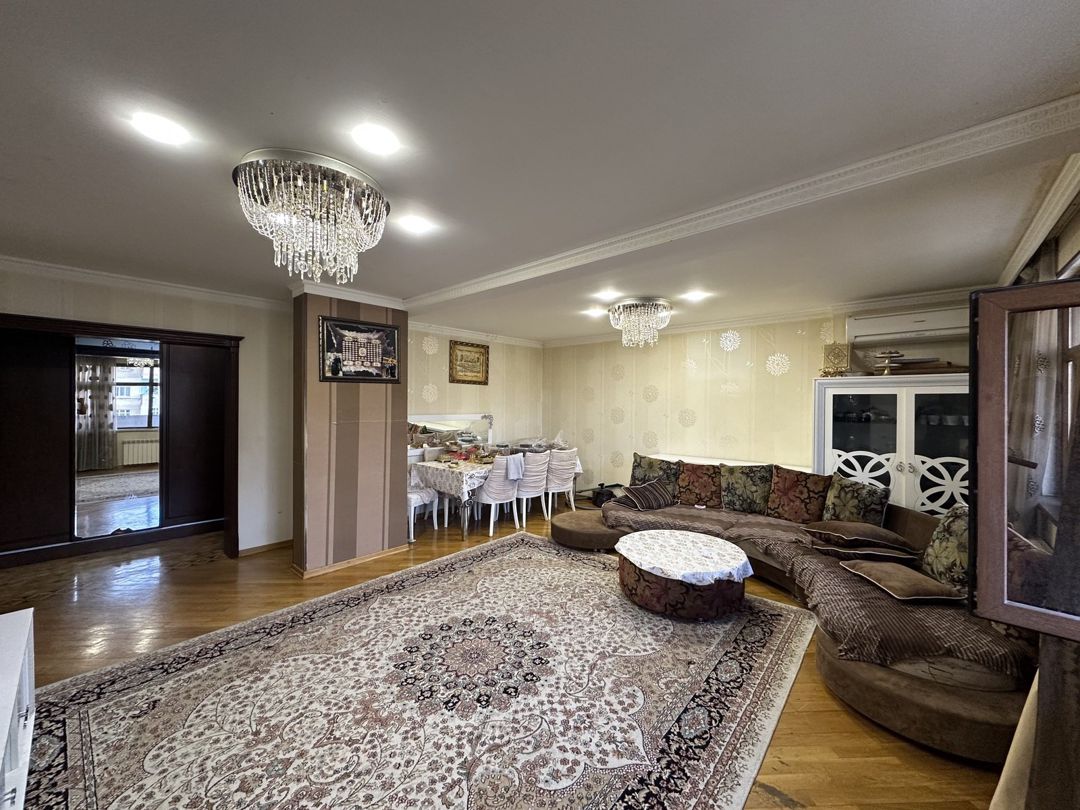Satılır 5 otaqlı köhnə tikili 120 m² — Mənzil, Bakı (2)