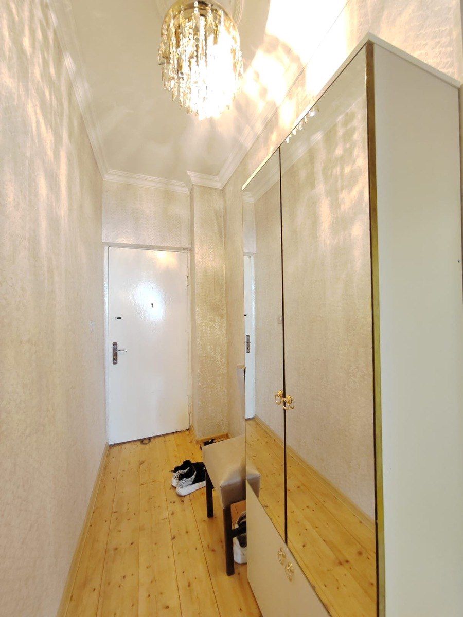Satılır 2 otaqlı köhnə tikili 50 m² — Mənzil, Bakı (4)