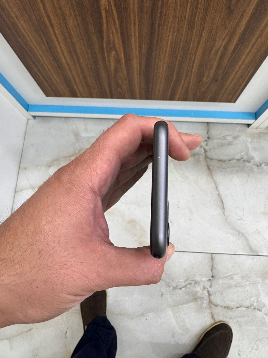 Apple iPhone 11 Black 64GB/4GB — Smartfonlar, Bakı (3)