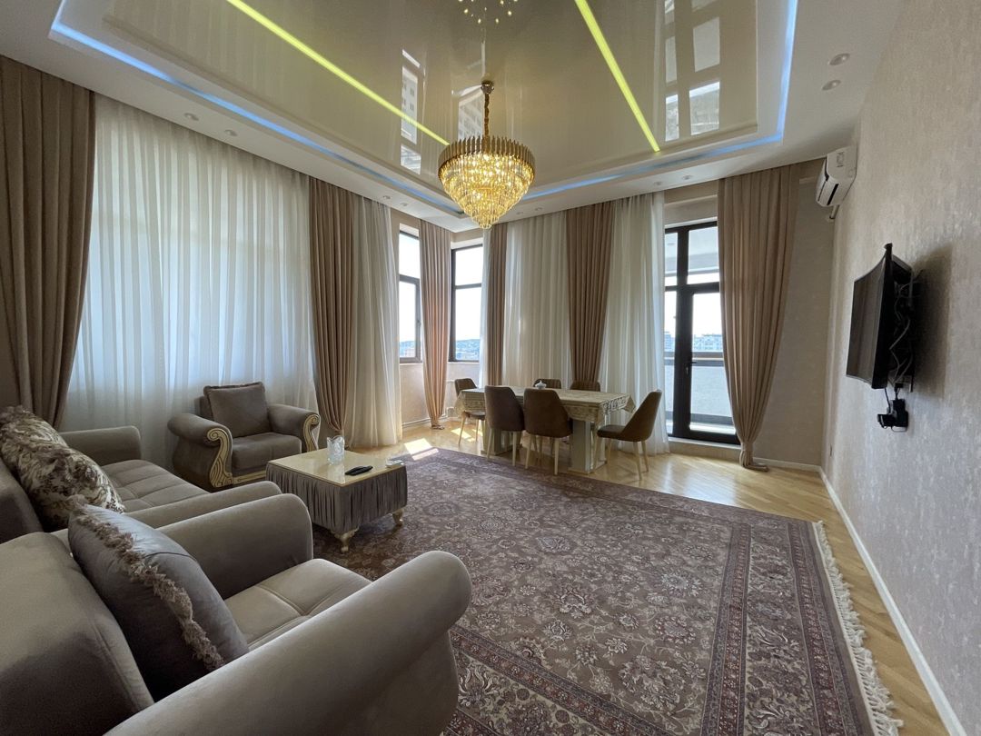Satılır 3 otaqlı yeni tikili 135 m² — Mənzil, Bakı (10)