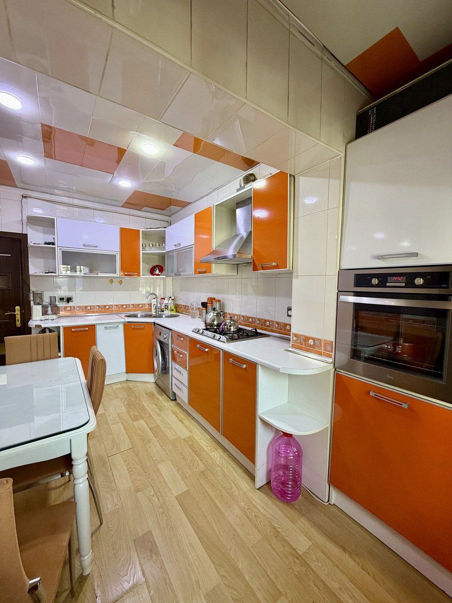 Satılır 2 otaqlı köhnə tikili 62 m² — Mənzil, Bakı (6)