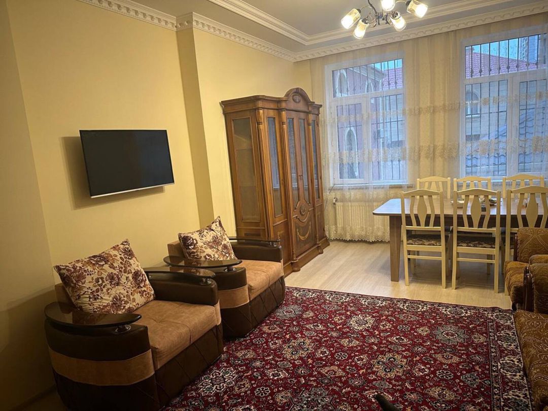 İcarəyə verilir 3 otaqlı yeni tikili 120 m² — Mənzil, Bakı