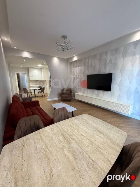 İcarəyə verilir 3 otaqlı yeni tikili 110 m²