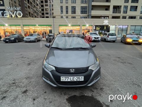 Honda Insight, 1.3 L, 0.58 kWh, 2010 il, 250 000 km