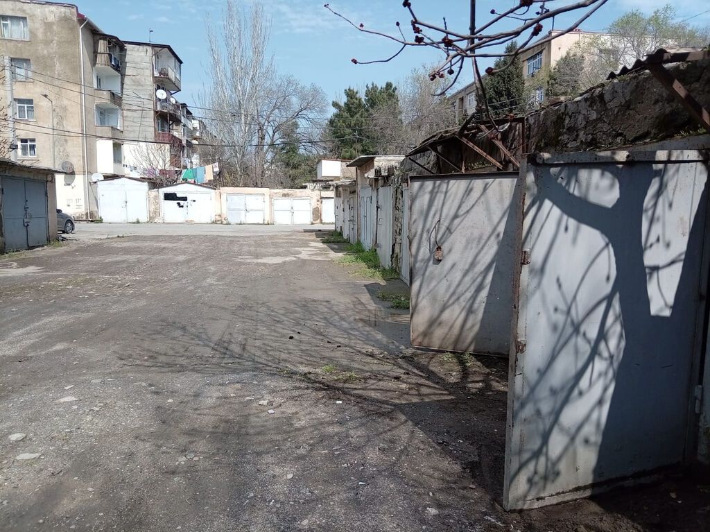 Sumqayıt şəhəri 4cü mkr. Daş qaraj, 20 kv. metr. Endirim de etmək — Daşınmaz əmlak, Sumqayıt (3)