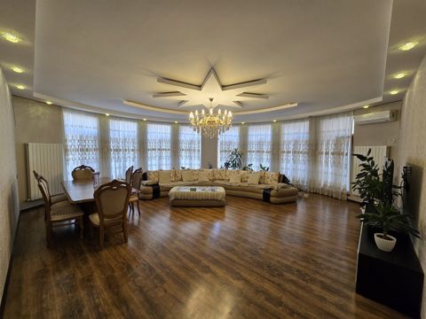 Satılır 4 otaqlı yeni tikili 192 m² — Bakı