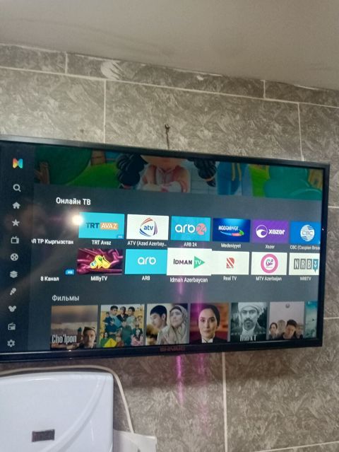 Smart TV tətbiqi ilə onlayn televiziya izləmə imkanı olan divara — Bakı