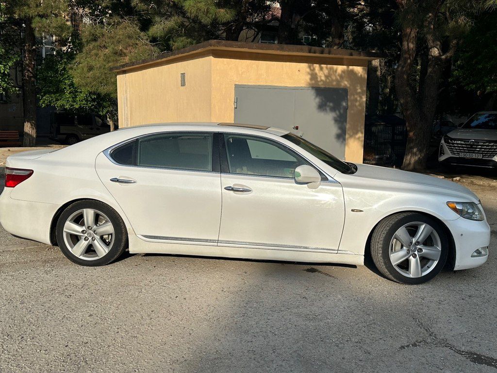Lexus LS 460, 4.6 L, 2007 il, 273 000 km — Avtomobillər, Bakı (6)