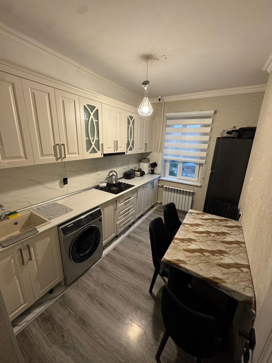 Satılır 4 otaqlı köhnə tikili 100 m² — Mənzil, Bakı (9)