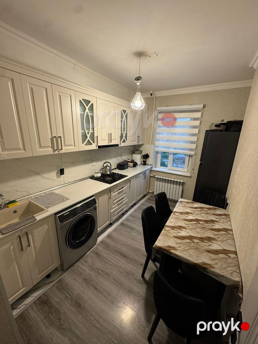 Satılır 4 otaqlı köhnə tikili 100 m² — Mənzil, Bakı (9)