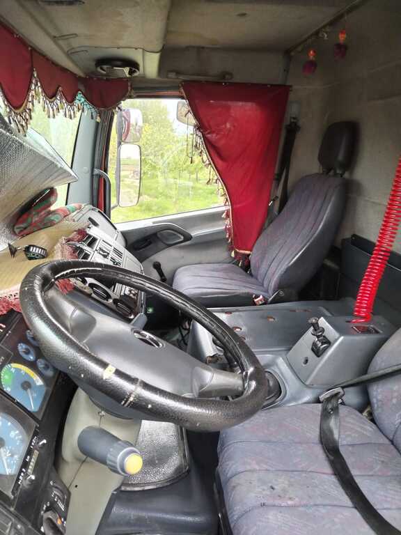 Mercedes Atego 1828, 6.4 L, 2000 il, 700 000 km — Yük maşınları, Gəncə (5)